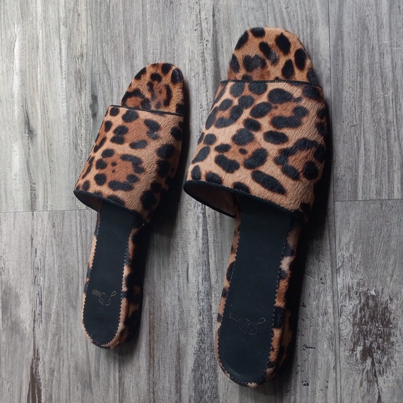 J. CREW Abbie slide sandals in leopard calf hair Women's Size 7 - Picture 2 of 13
